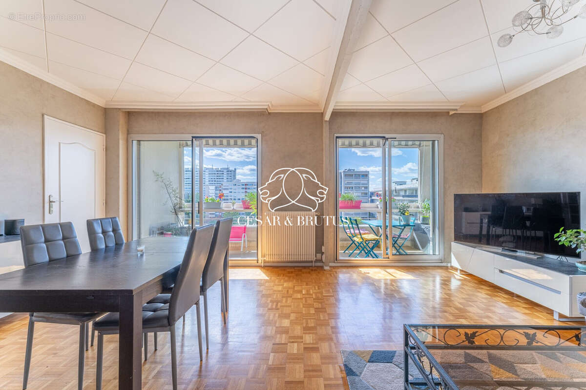 Appartement 89 m² à Caluire-Et-Cuire  - photo 8