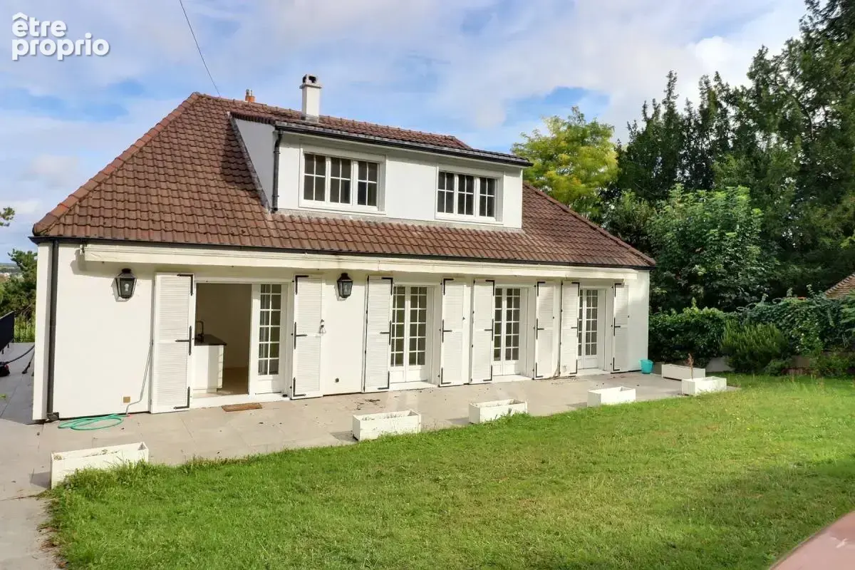 Maison 190 m2 avec un studio attenant sur un terrain de 617 m2- 940.000€ - photo 3