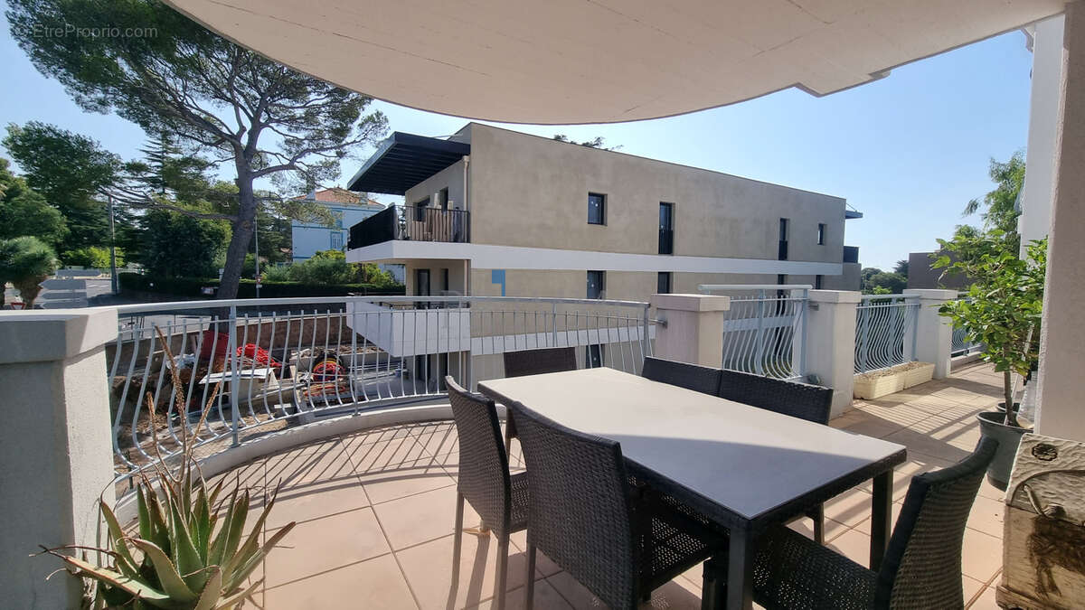 Coup de cœur   saint-raphaël boulouris   2 pièces   terrasse 27 m2   garage 21 m2 - photo 4