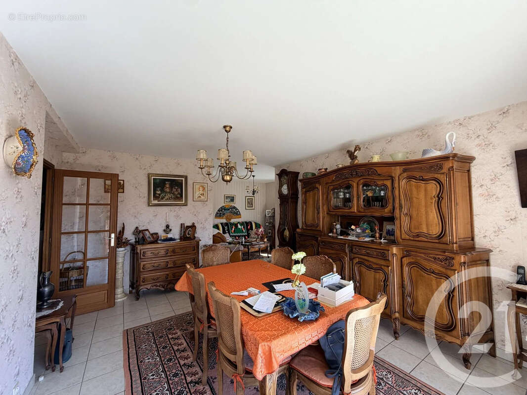 Appartement à DAVEZIEUX