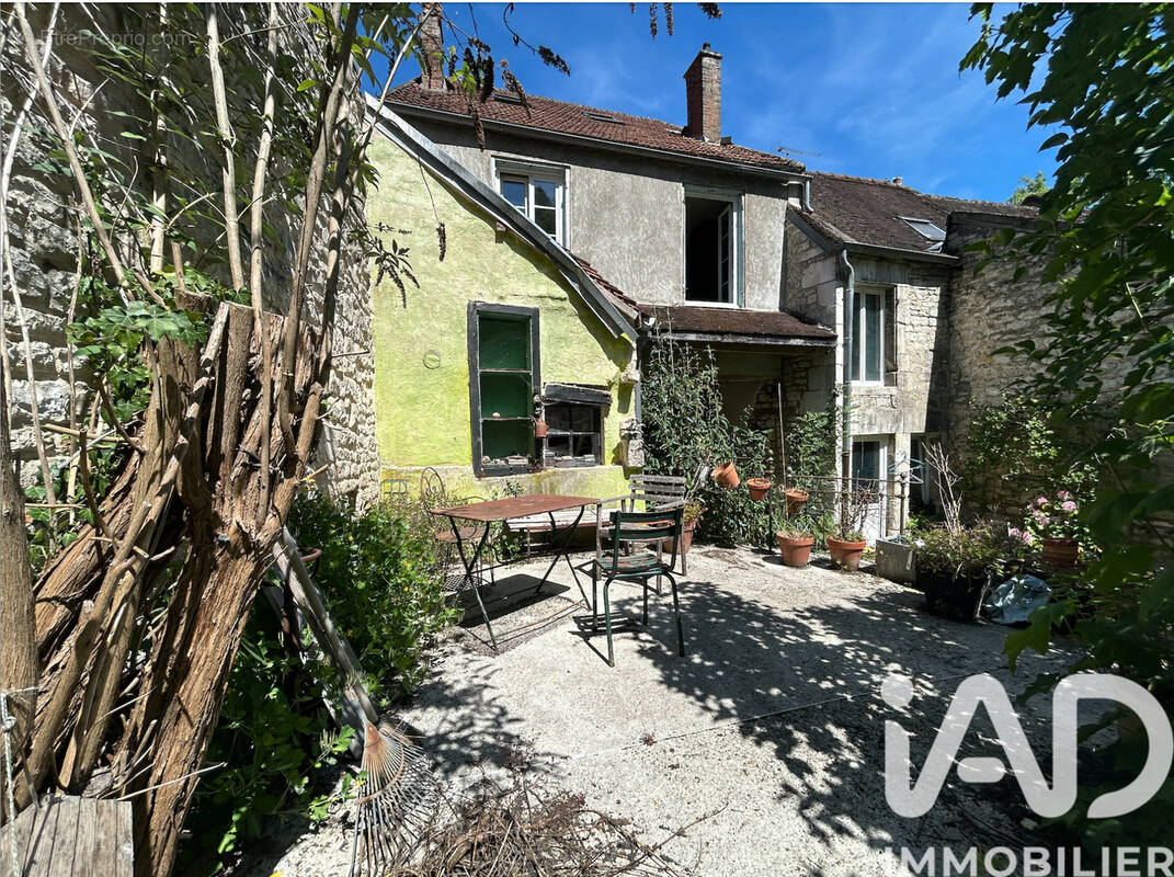 Photo 1 - Maison à TONNERRE