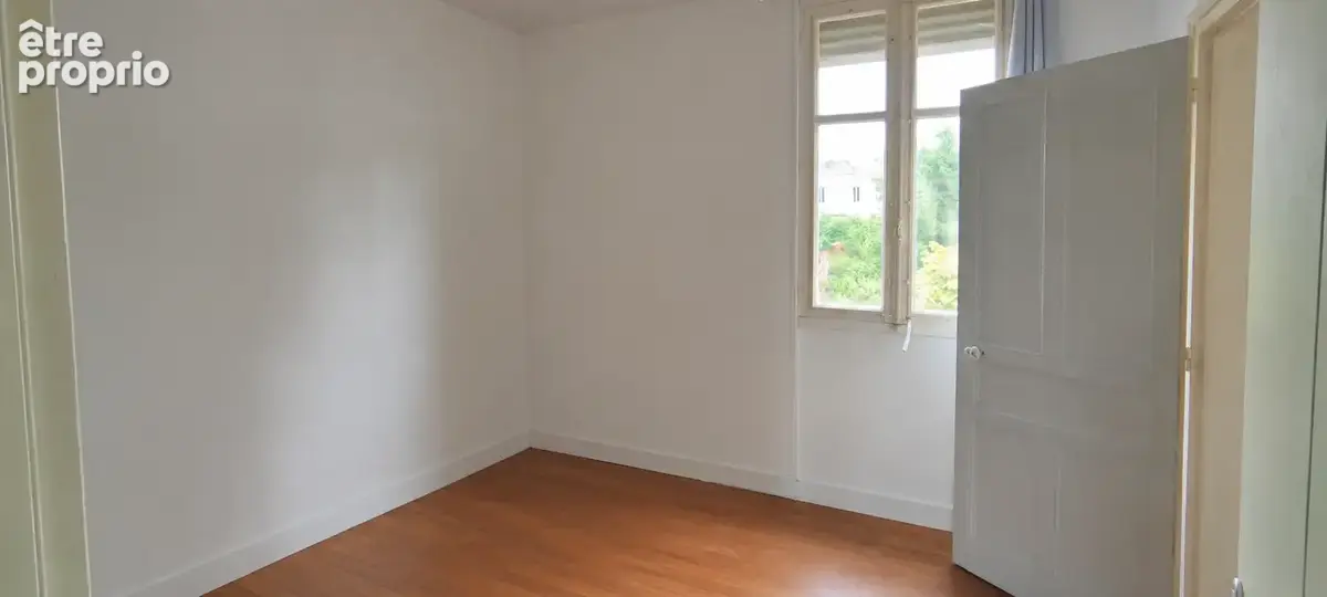 À vendre Montjean sur LOIRE , maison 5 chambres, 165 m2 avec jardin et une vue magnifique - photo 9