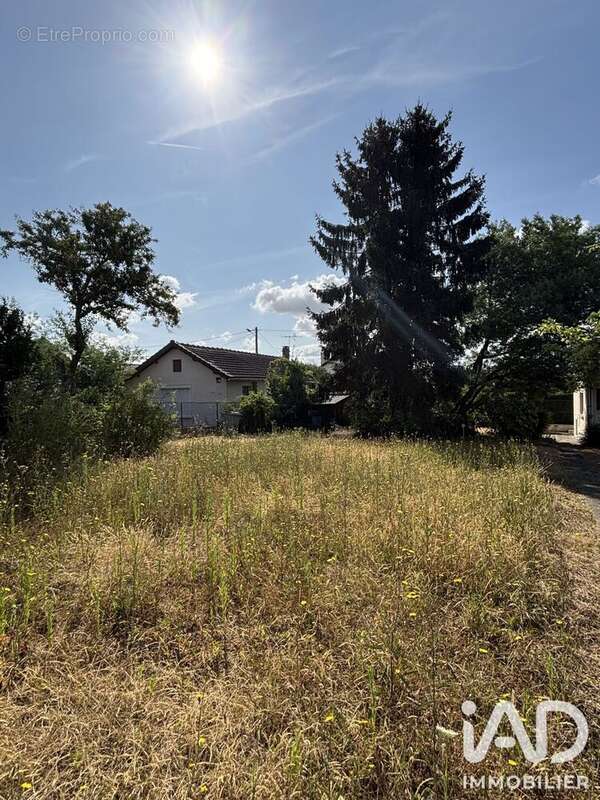 Terrain 400 m² à Goussainville  - photo 2