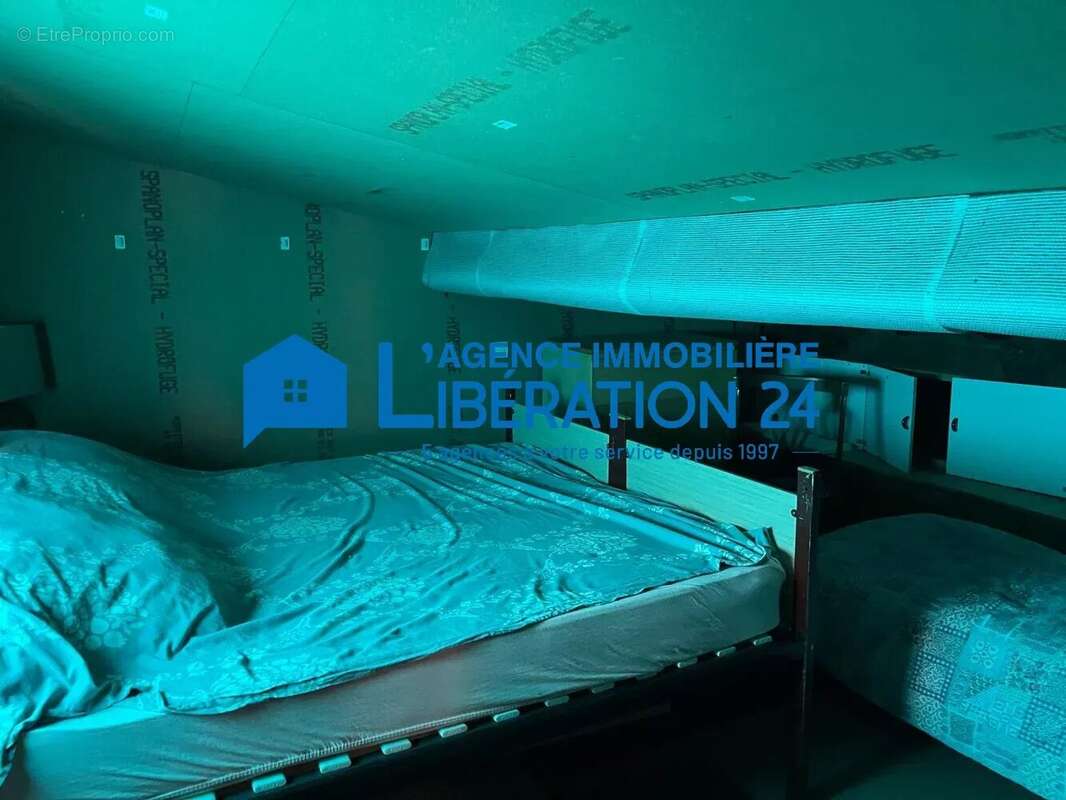 Maison à CHATEAUNEUF