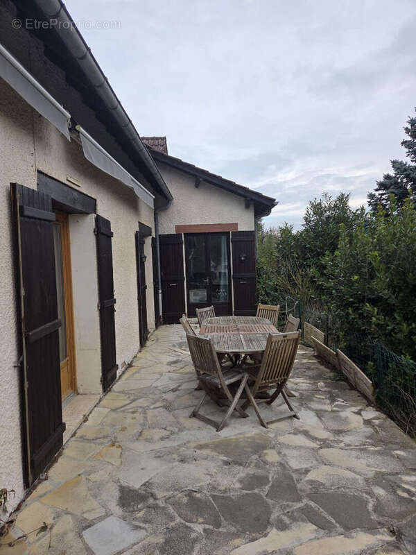 Pavillon en vente sur terrain de 850 m² - photo 4