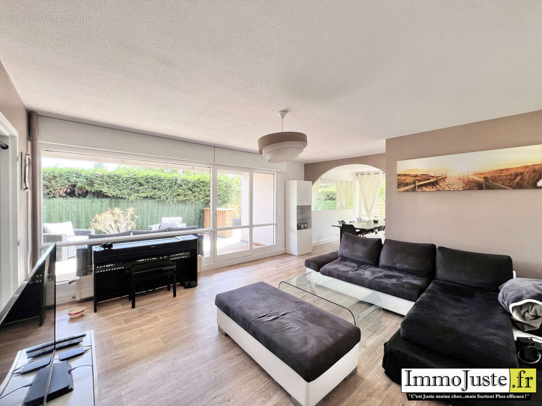 Appartement 81 m² à Elancourt  - photo 3