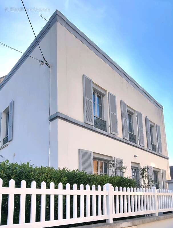 Maison à MANTES-LA-JOLIE