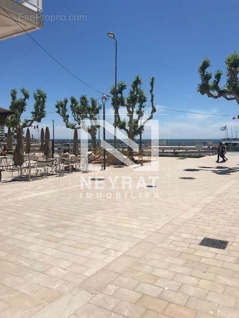 Commerce à SAINT-RAPHAEL