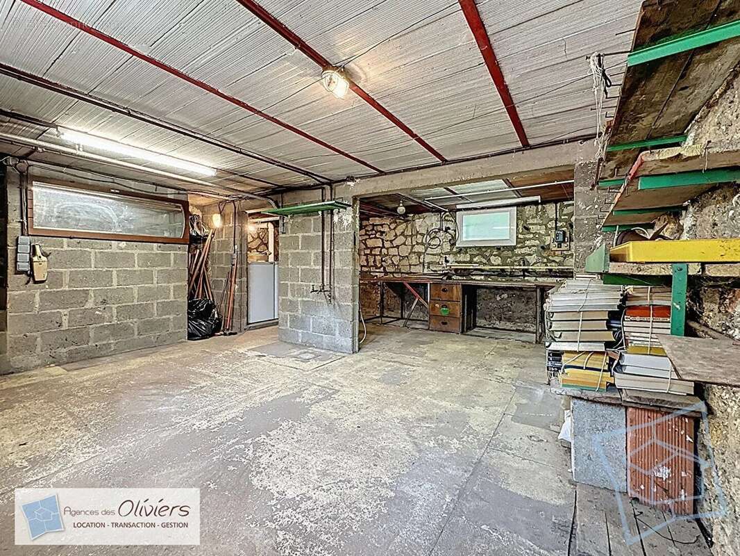 Maison Voisins Village - 68.22 m2 + Sous-sol Total et Atelier indépendant sur Terrain de 500m² - photo 10