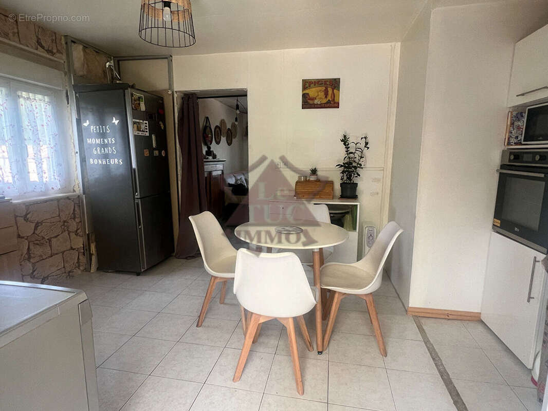 Appartement à BESSEGES