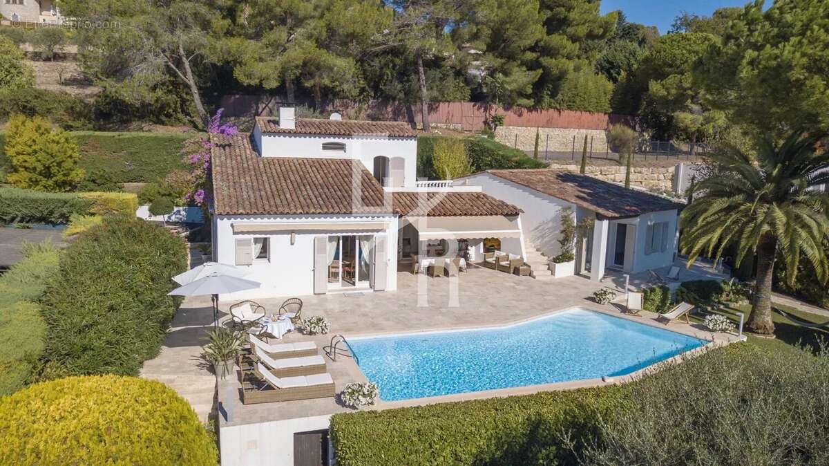 Achat / Vente villa Mougins vue village - photo 30