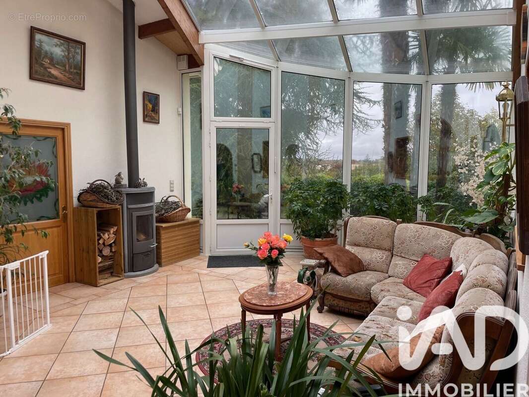 Photo 4 - Maison à SAINT-GERMAIN-DE-LUSIGNAN