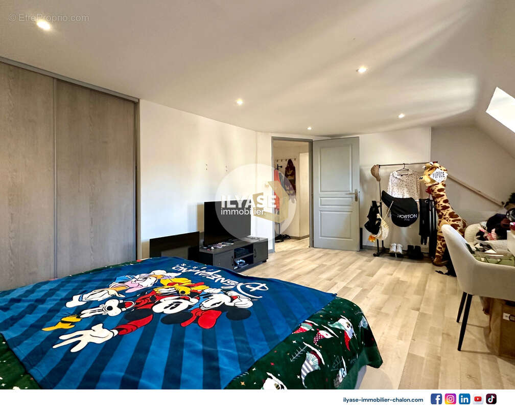 Appartement T3  77 m2  Centre-ville - photo 14