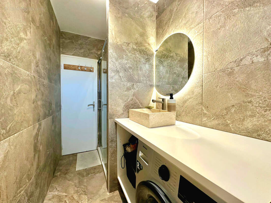 Appartement à MARSEILLE-10E