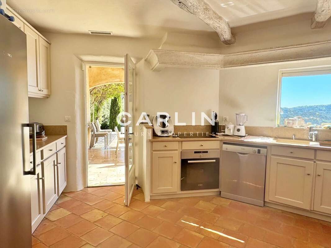 Maison à LA GARDE-FREINET