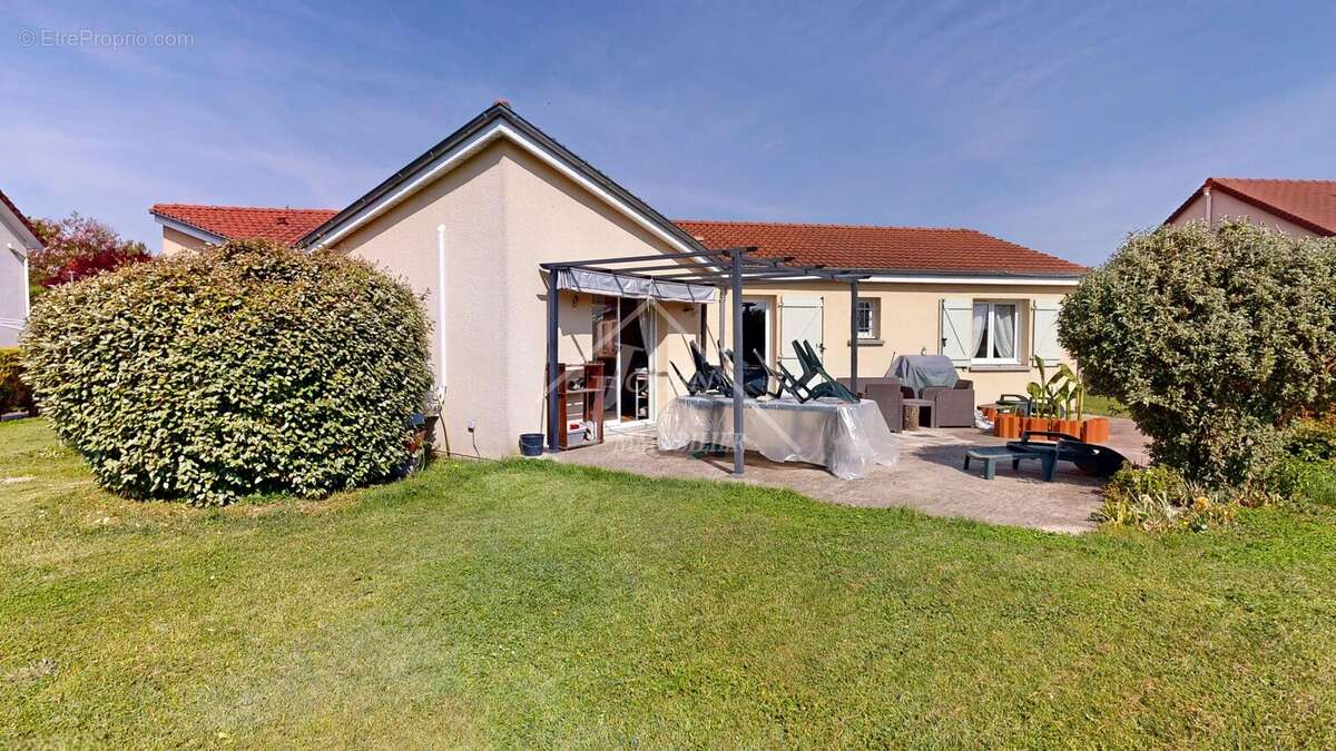 Maison à GANNAT