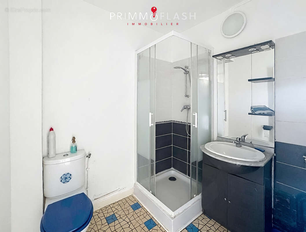 AUBERVILLIERS -  Studio - 26,82 m² - photo 4