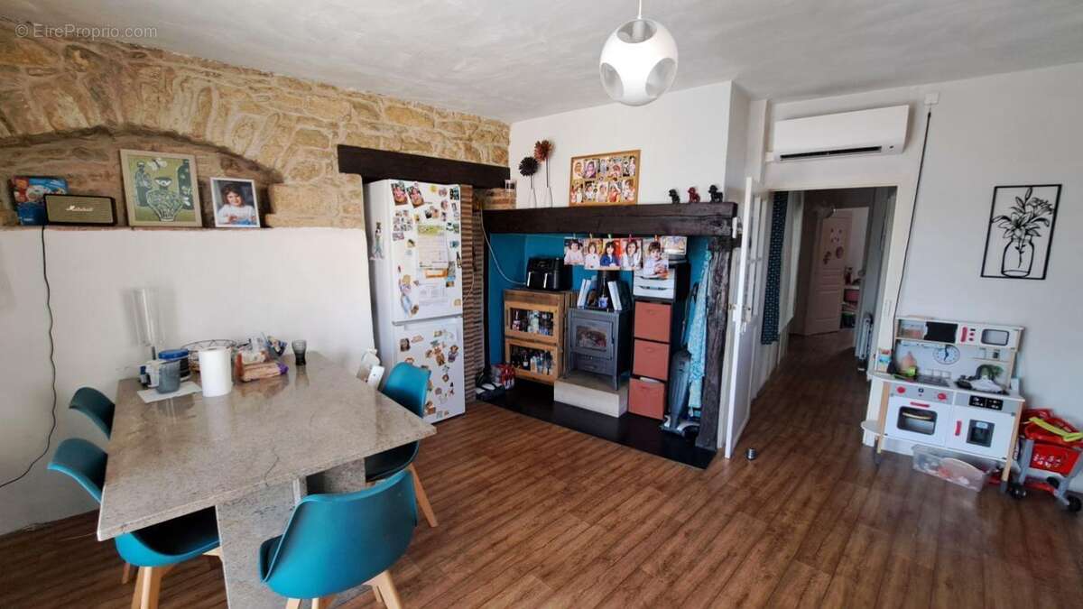 Maison 220 m² à Puy-L'eveque  - photo 3