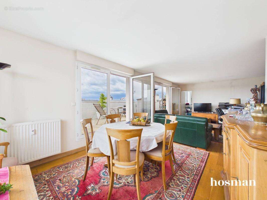 Appartement duplex 5 pièces - Dernier étage avec terrasse et vue dégagée - Square de l'Eau Vive, Créteil - photo 2