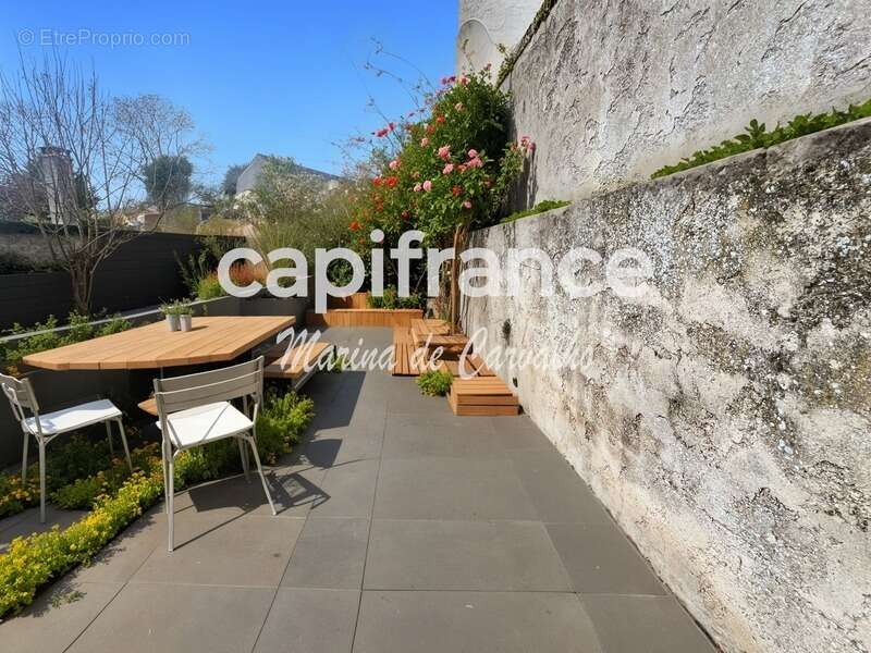 Maison à NEAUPHLE-LE-CHATEAU