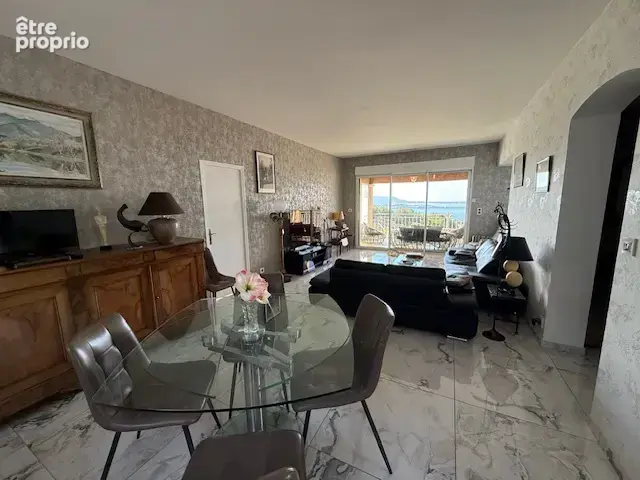 BANDOL quartier résidentiel très prisé vue mer agréable villa avec piscine - photo 7