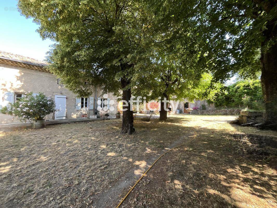 Maison à PRIVAS