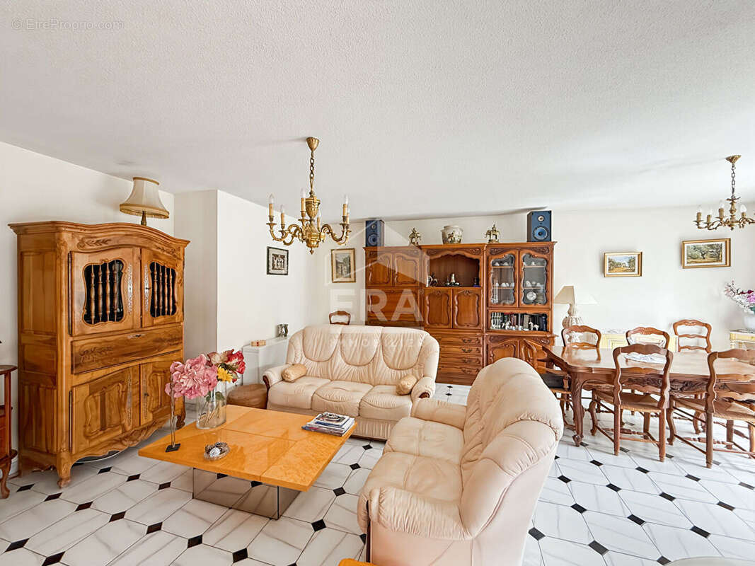 Appartement à CHATEAURENARD