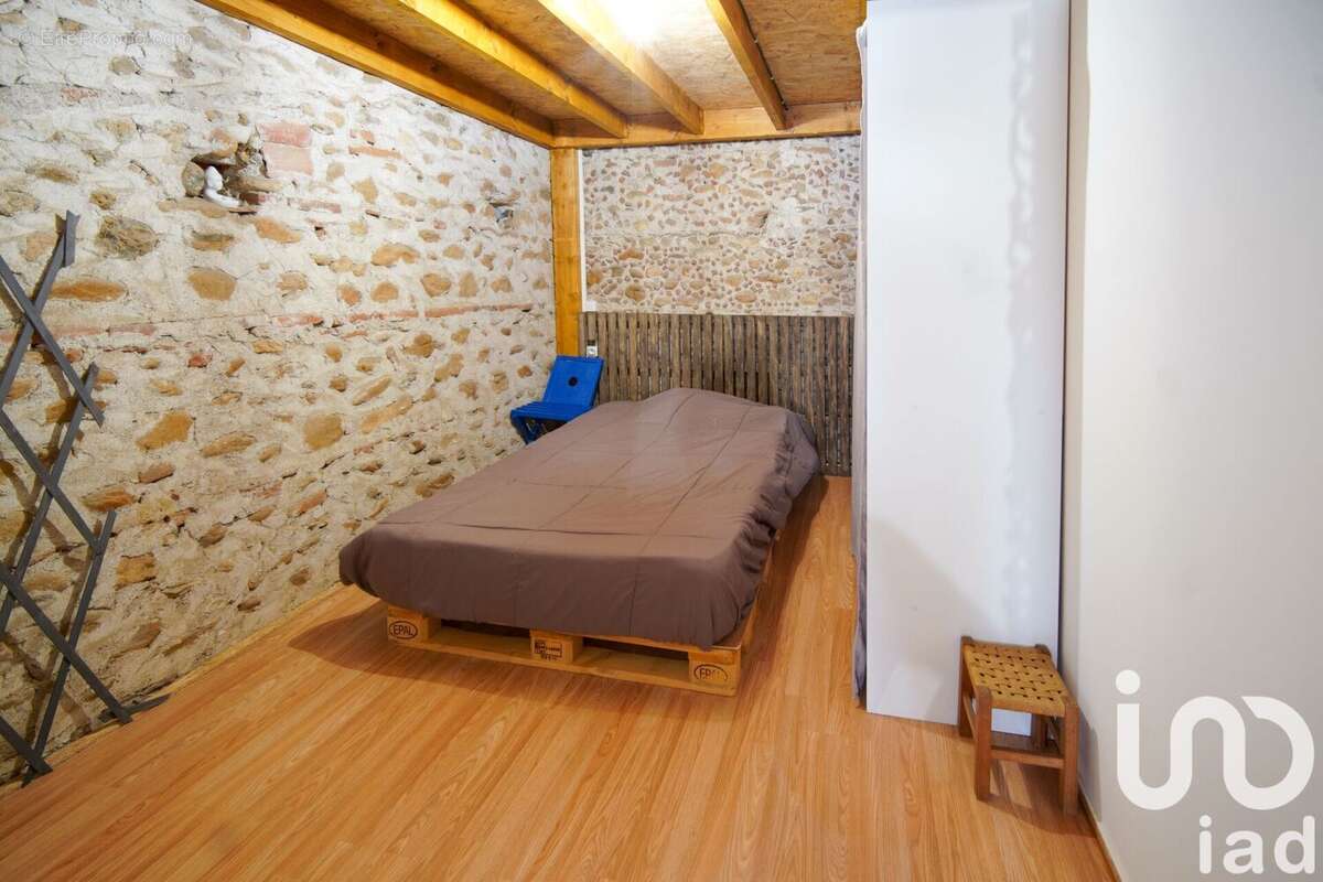 Maison 94 m² à Pia  - photo 8