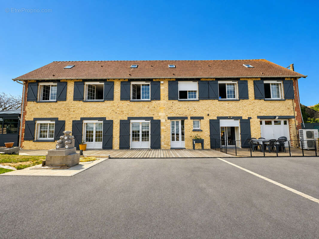 Maison à MEZIDON-CANON