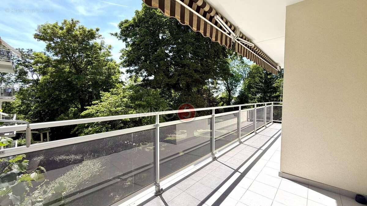 Appartement à LE RAINCY