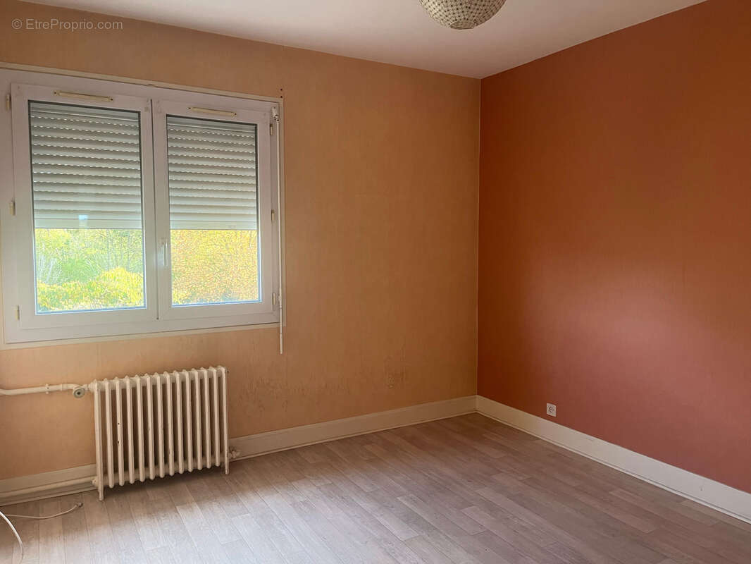 Appartement à SAINT-ASTIER