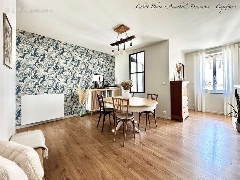 RIOM - EXCLUSIVITÉ – Maison de ville de caractère P6 entièrement rénovée avec jardin, abri et cave - photo 59