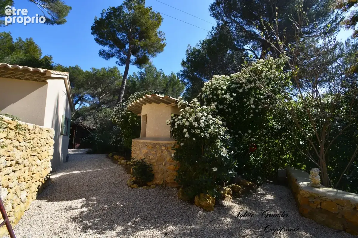 Dpt Bouches du Rhône (13), à vendre proche de  Salon-de-Provence maison P7 - photo 11