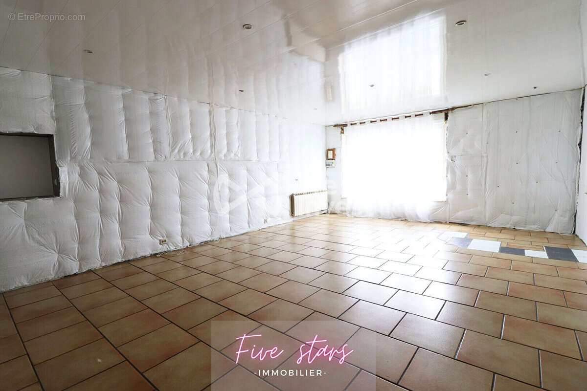 Maison 175 m² à Tucquegnieux  - photo 3
