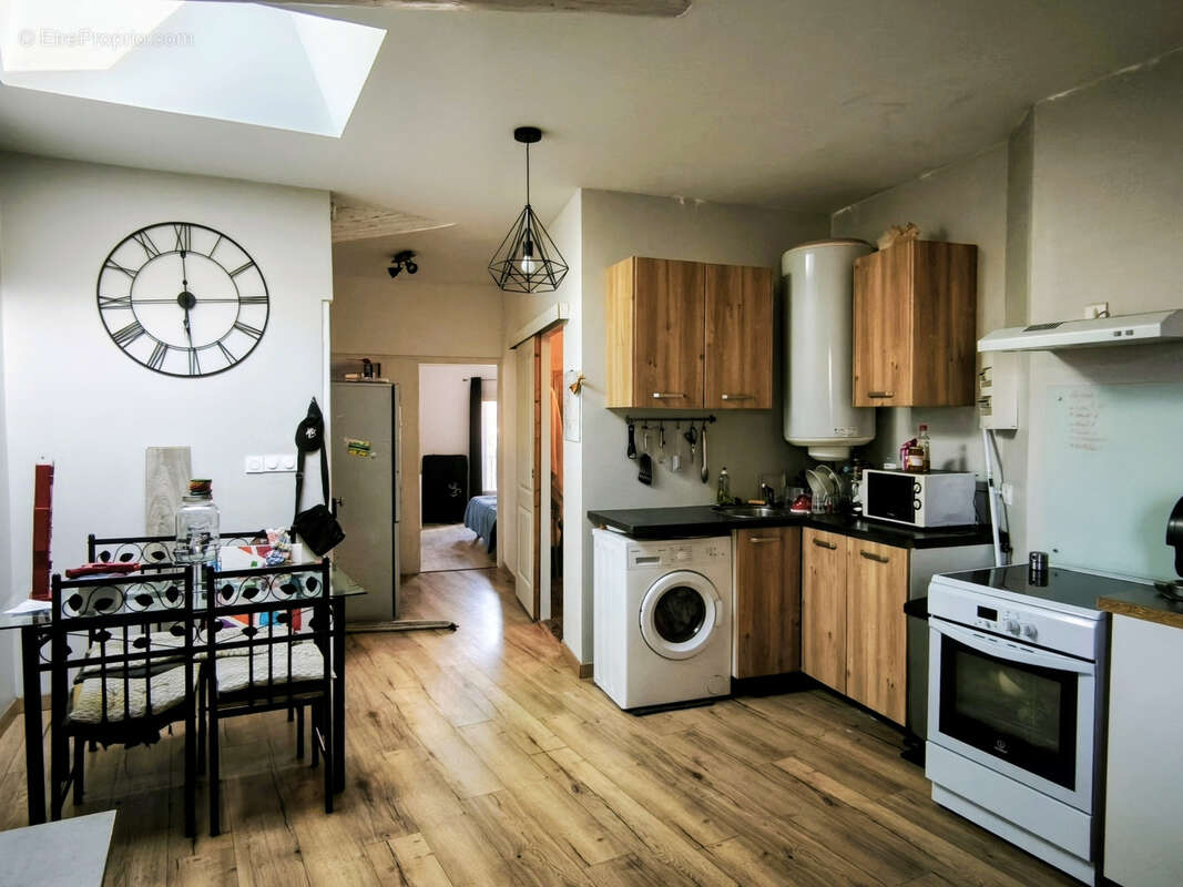 Appartement à SAINT-LAURENT-DE-LA-SALANQUE