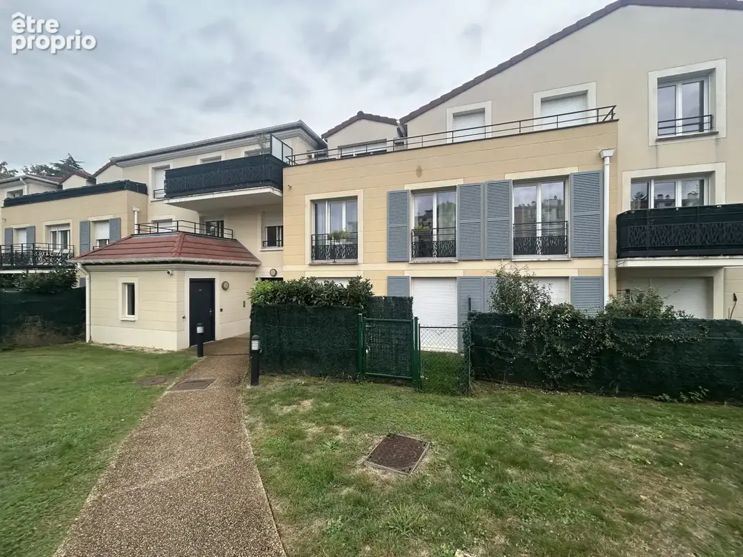 Appartement à BOIS-D'ARCY
