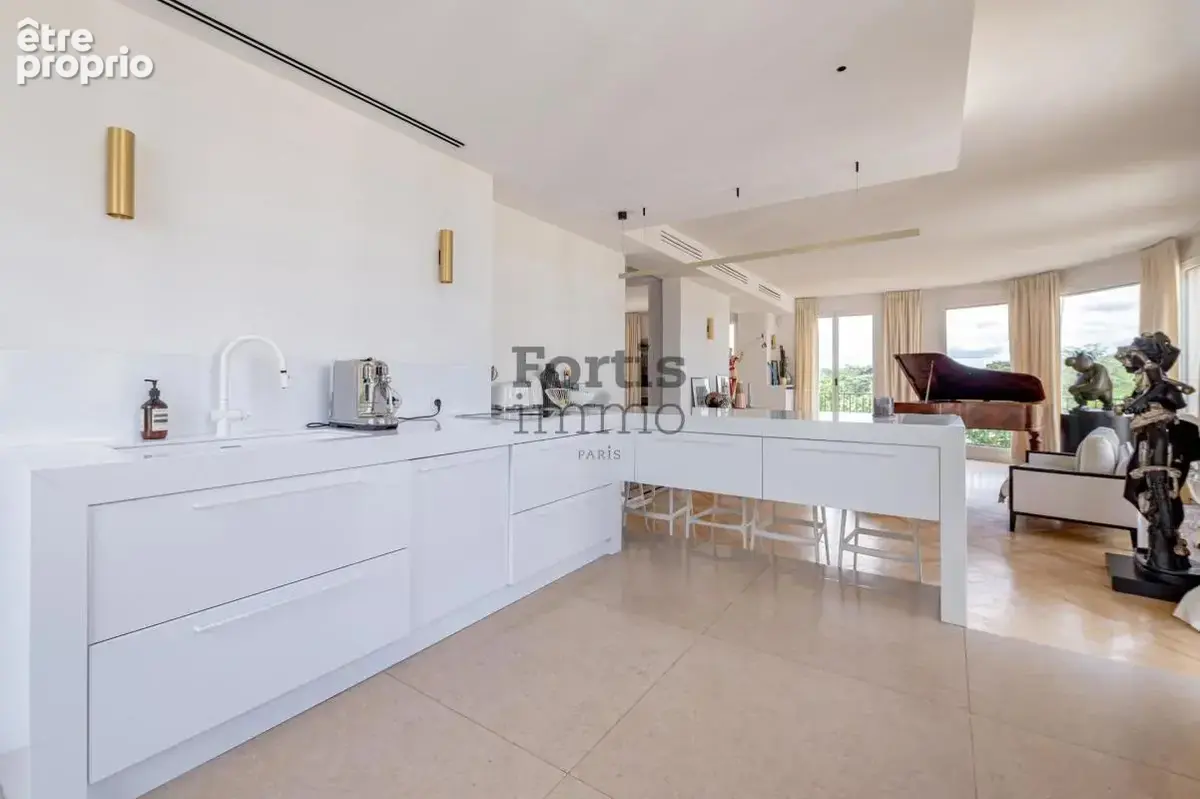 Off market - neuilly-sur-seine (92200) - triplex d’exception - 300 m² d’extérieurs - photo 13
