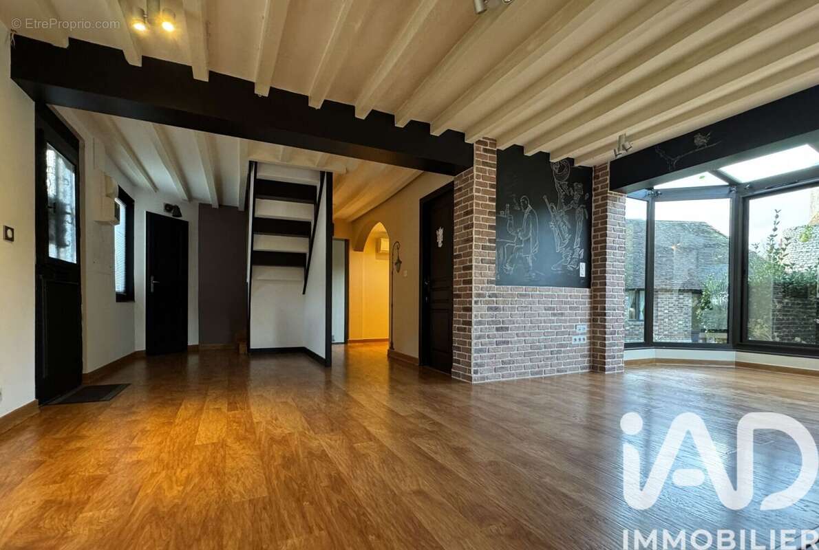 Maison 133 m² à Alluyes  - photo 3