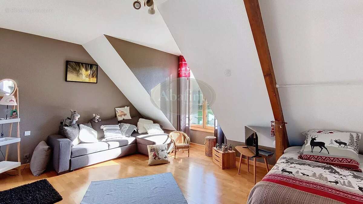 Maison à JUZET-DE-LUCHON