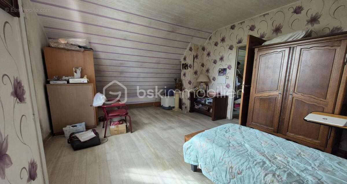 Maison à ESSISES