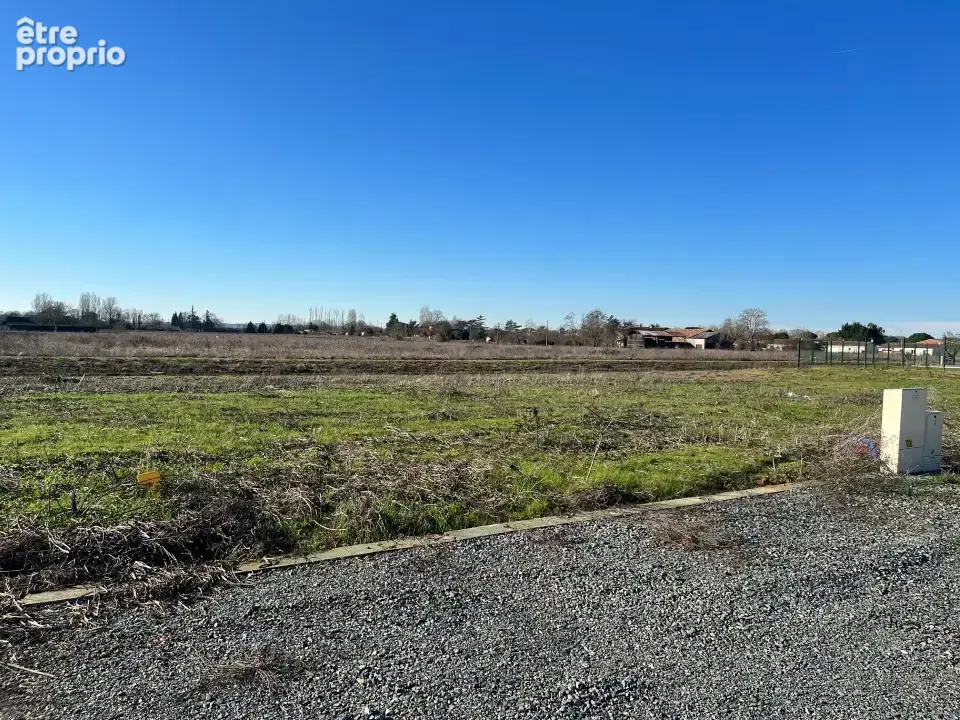 Terrain 607 m² à vendre à Lisle-Sur-Tarn (81310) - photo 2