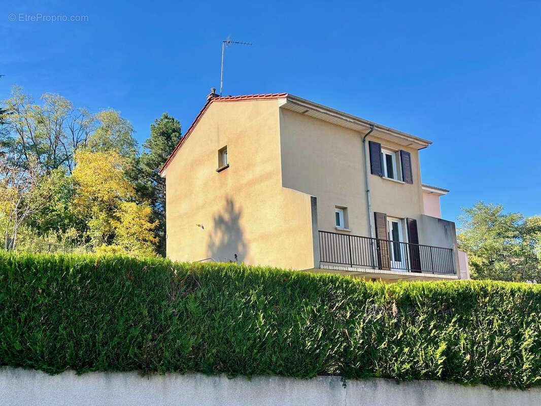 Maison à CLERMONT-FERRAND