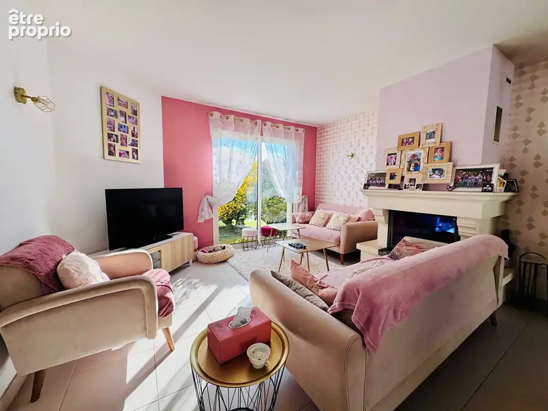 Maison  Vie de Plain - Pied familiale - 5 chambres - Petit Mars - Bourg - 155m² - photo 6
