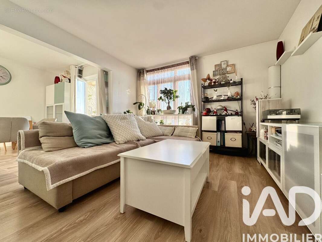 Photo 2 - Appartement à NOISY-LE-ROI