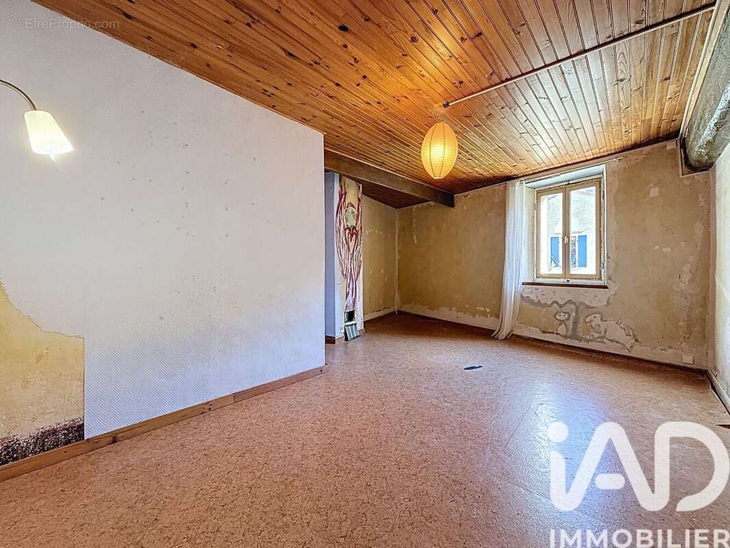 Maison 126 m² à Festes-Et-Saint-Andre  - photo 7
