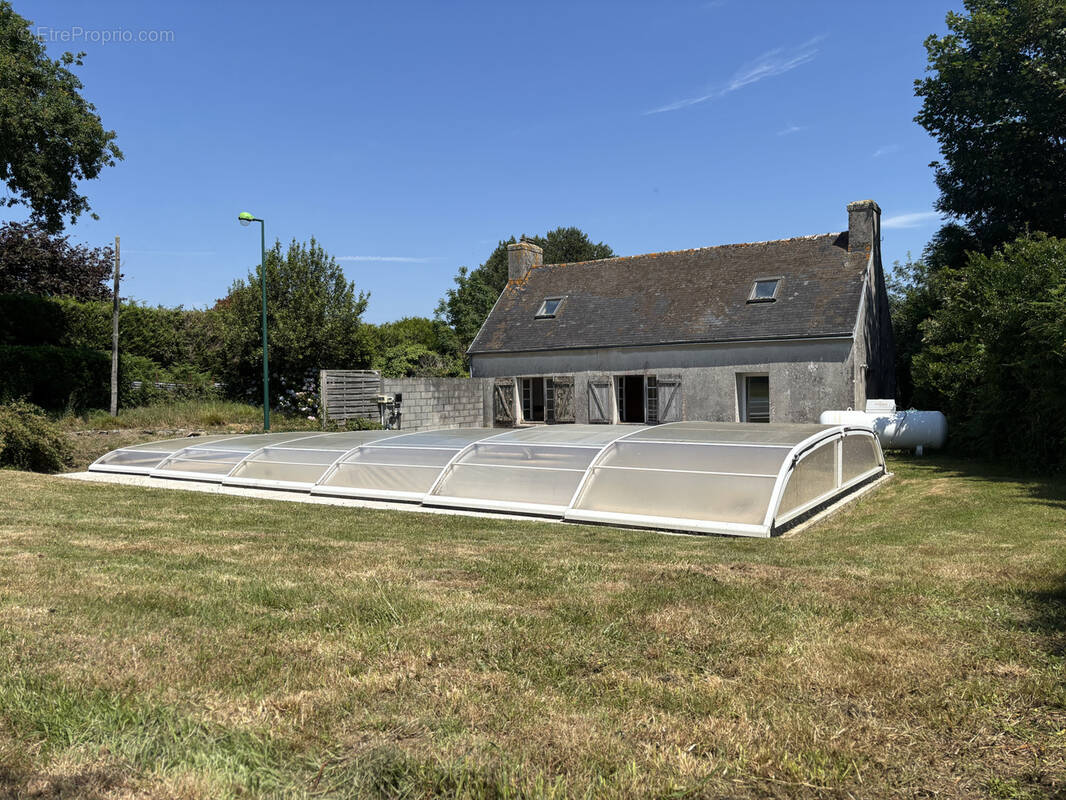 Maison à SAINT-JEAN-TROLIMON