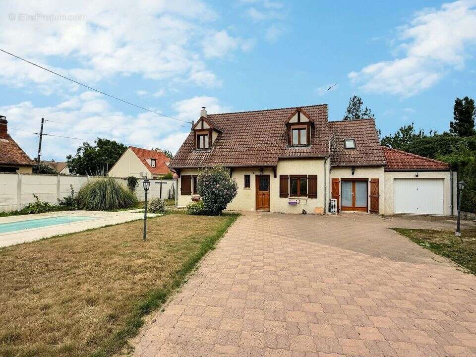 Maison à DONNEMARIE-DONTILLY