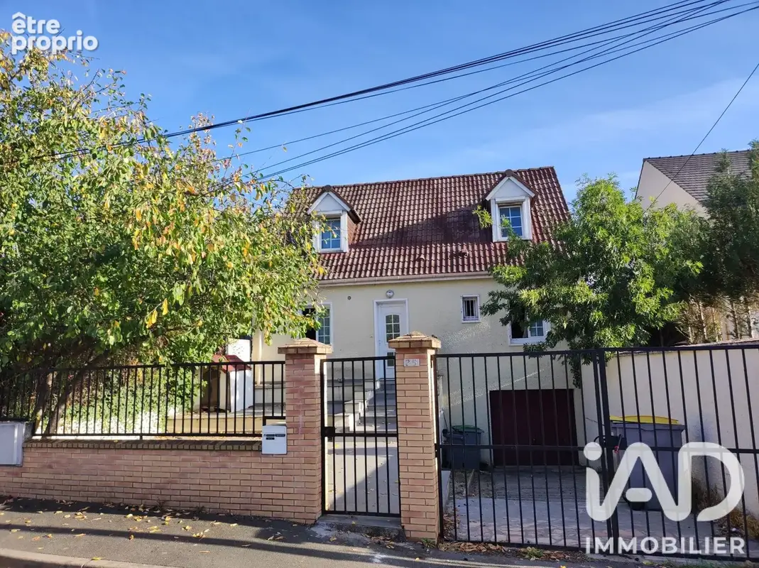Photo 1 - Maison à SARCELLES