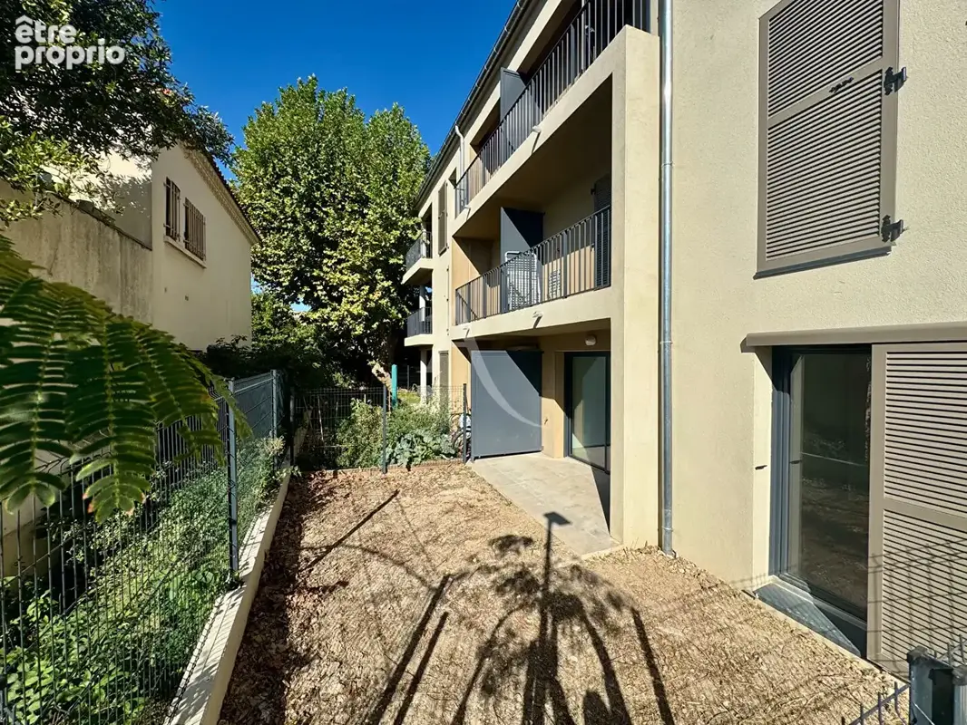 Appartement Neuf Marguerittes 2 pièce(s) 47.62m² - photo 2