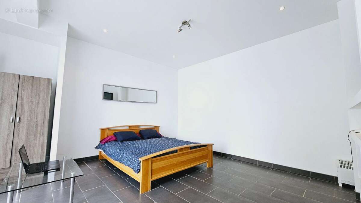 Maison à MEHUN-SUR-YEVRE